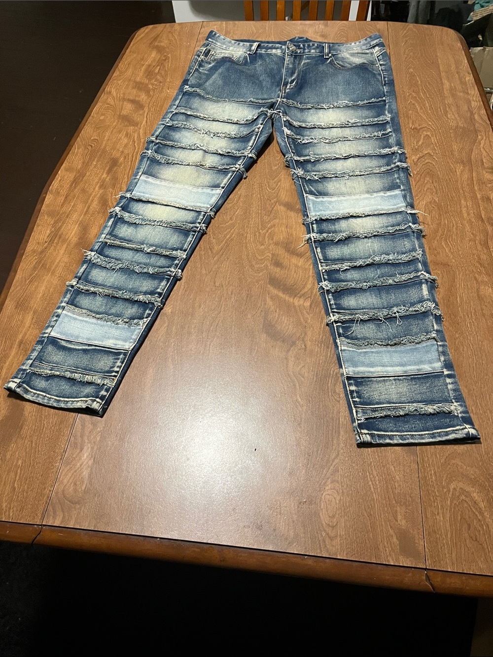 Distressed Light Wash Ripped Skinny Jeans